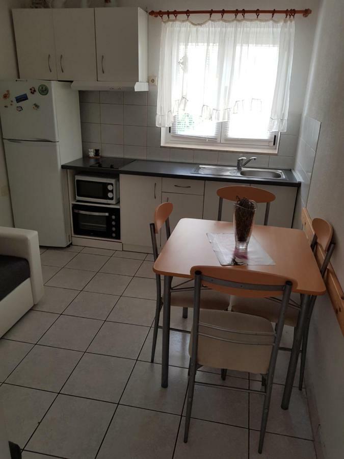 Apartments Centar - Mirjana Makarska Bagian luar foto