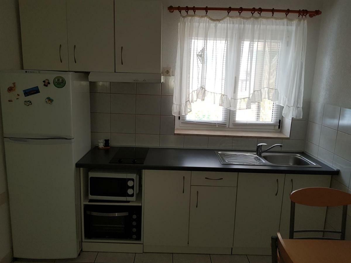 Apartments Centar - Mirjana Makarska Bagian luar foto